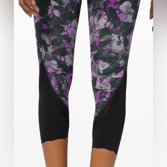 Lululemon 🍋 Wunder Under Scalloped Hem - floral shift multi - Picture 3 of 3